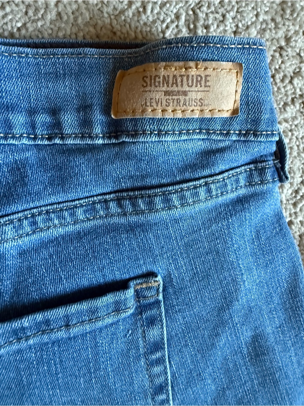 Signature by Levi Strauss Straight-Leg Women's Jeans in Blue